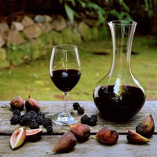 Вино из ежевики  – 10 пошаговых рецептов