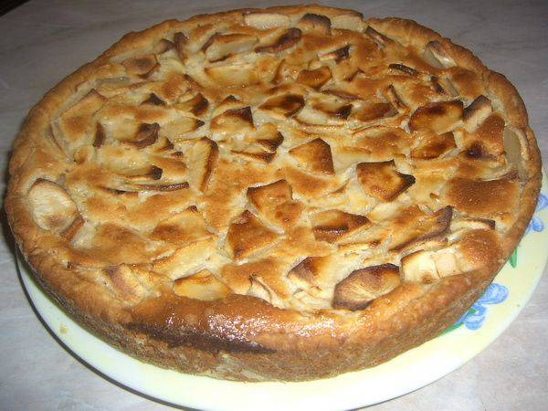 Яблочный пирог в мультиварке — 4 простых вкусных рецепта