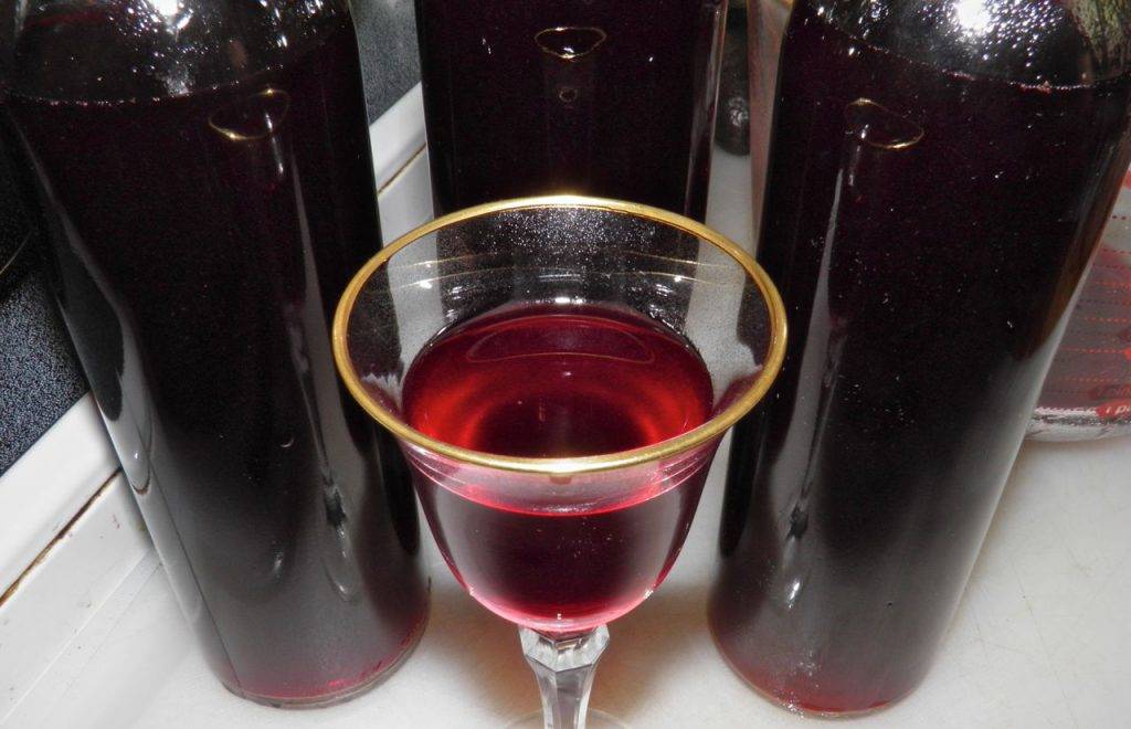 Сливовое вино в домашних условиях