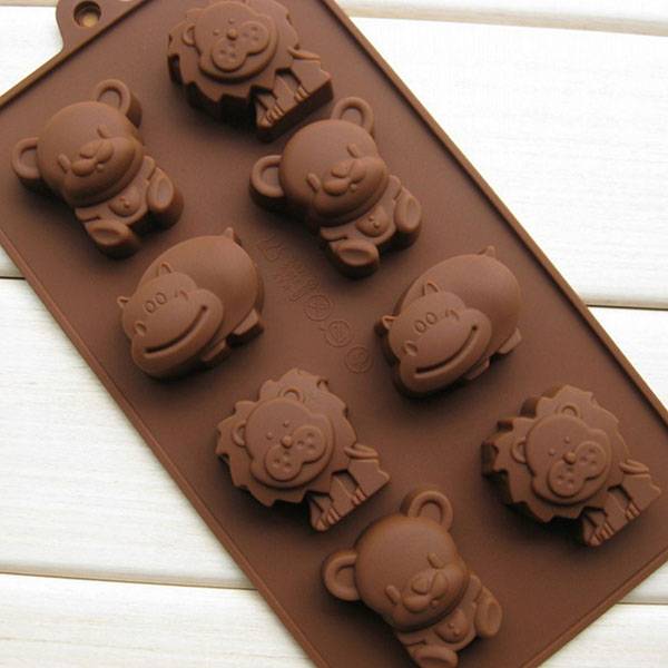 Для изготовления фигурного шоколада нужна силиконовая 3D форма из Китая