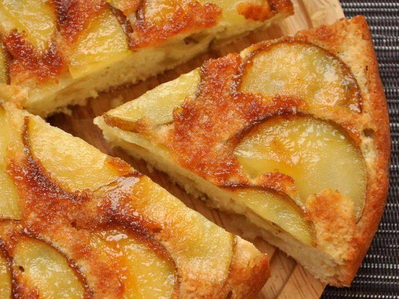 Шарлотка на кефире с яблоками в духовке: фото и видео рецепт пышной шарлотки пошагово