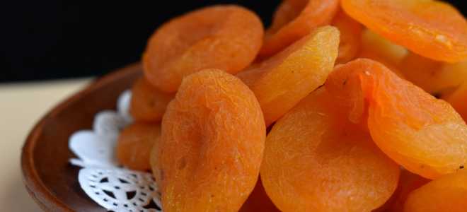 Как правильно сушить абрикосы?