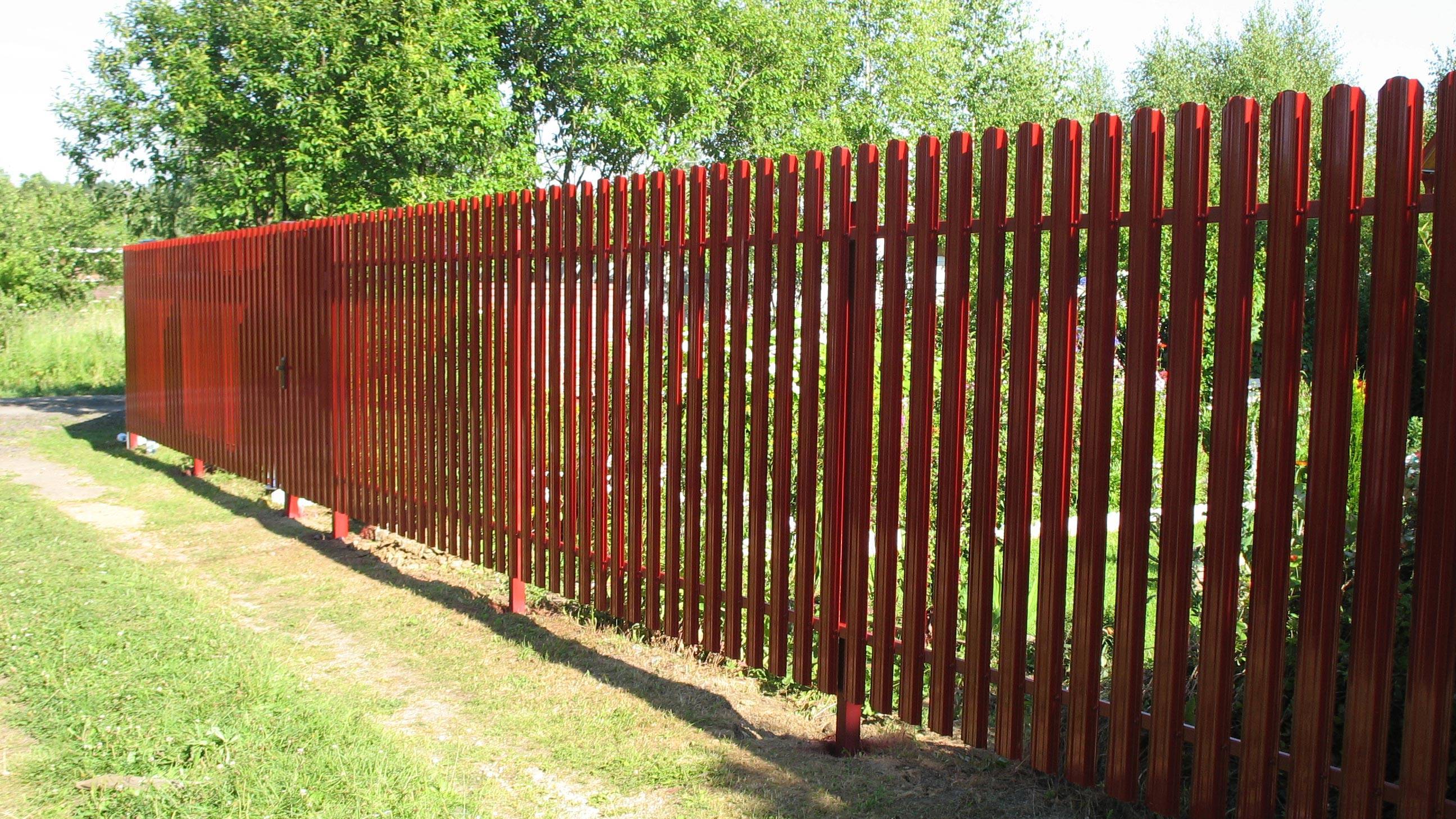Металлический забор своими руками: пошагово делаем забор из профлиста и штакетника