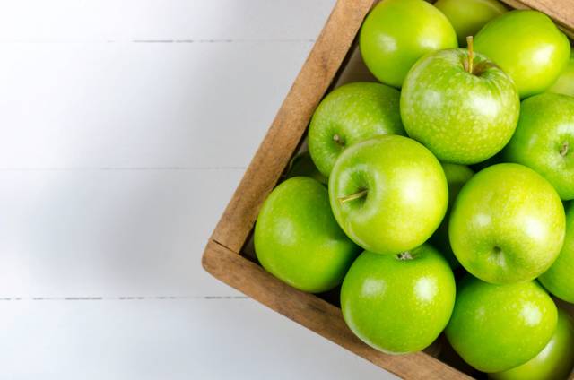 Яблочные листья: польза и вред