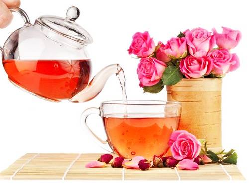 Применение лепестков чайной розы в народной медицине и косметологии