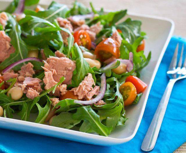 Салат с авокадо и тунцом — 7 вкусных рецептов приготовления