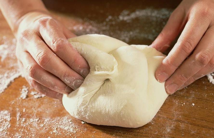 Как приготовить вкусное слоеное тесто: самые лучшие рецепты