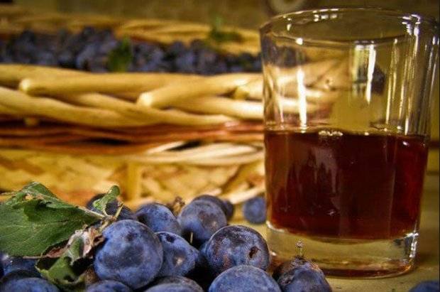 Домашнее вино из натурального яблочного сока: специфика приготовления