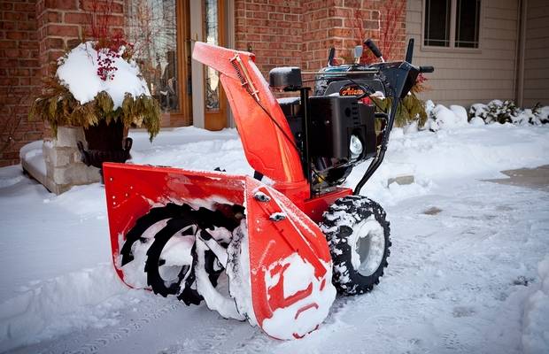 Как выбрать снегоуборочную машину для дома?