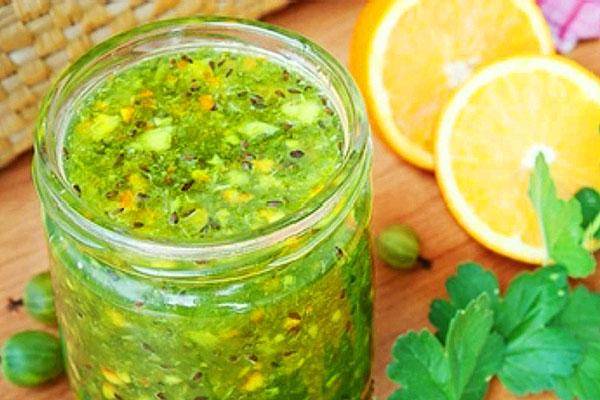 Сырое варенье из крыжовника с апельсином