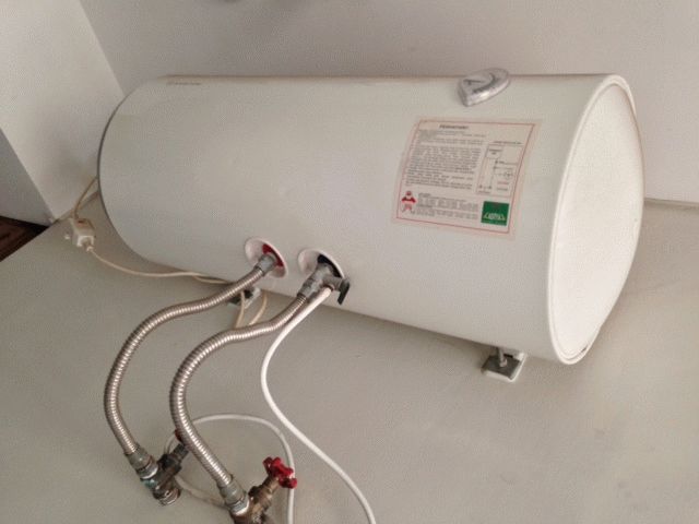 Ремонт водонагревателей аристон с электрическим и газовым нагревом