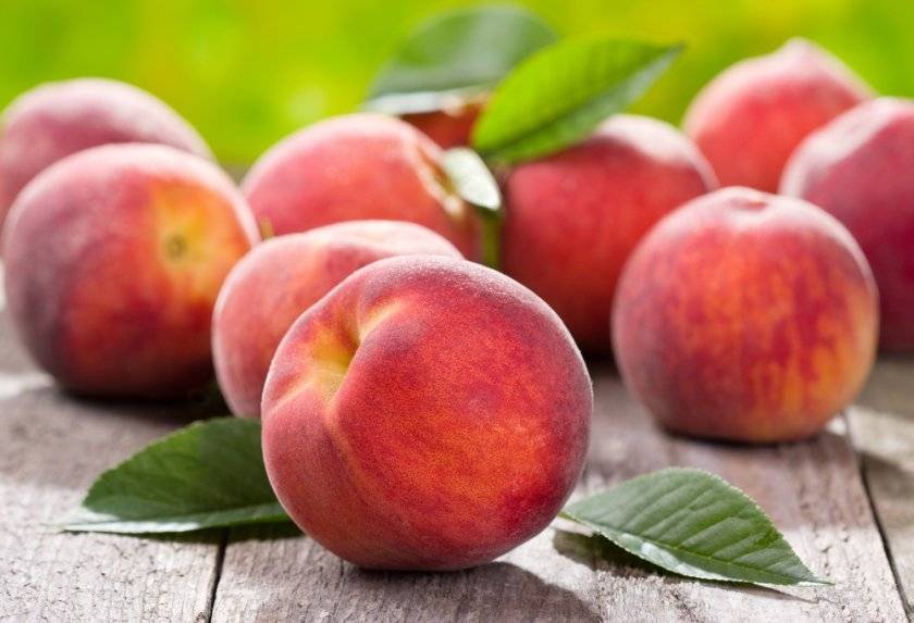 Разрешены ли персики при грудном вскармливании?