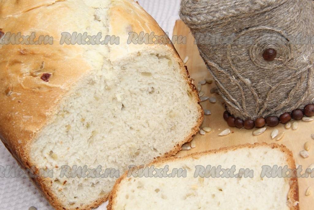 Хлеб на кефире в хлебопечке