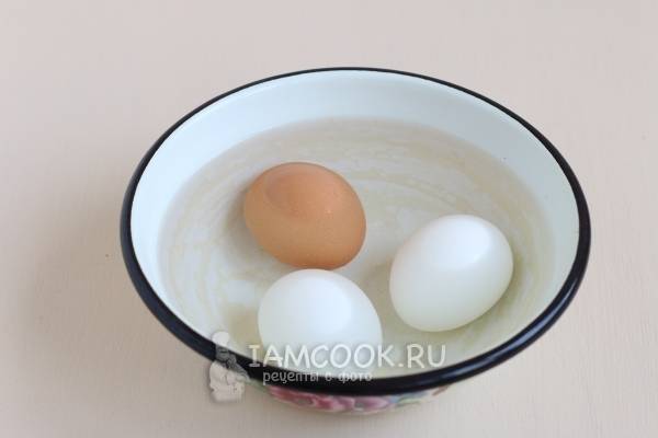 Мясные зразы с луком и яйцом