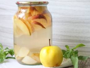 Яблочный компот – как сварить компот из свежих и сухих яблок в кастрюле и на зиму
