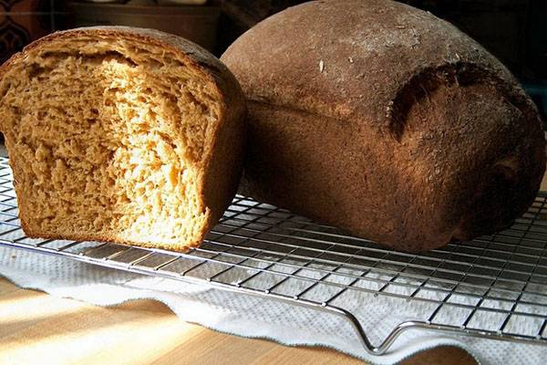 Ржаной хлеб классический в хлебопечке на закваске