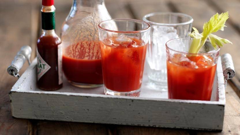 Польза и вред томатного сока: сила помидора для красоты, здоровья, долголетия
