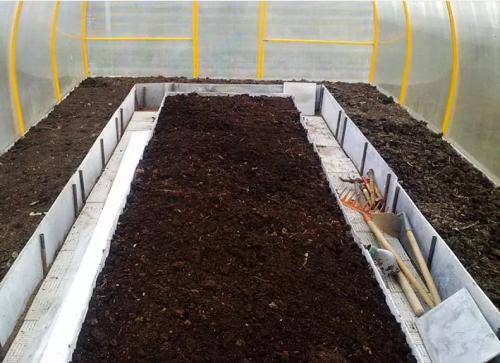 Подготовка почвы в теплице осенью — обеззараживание, обработка от вредителей и болезней