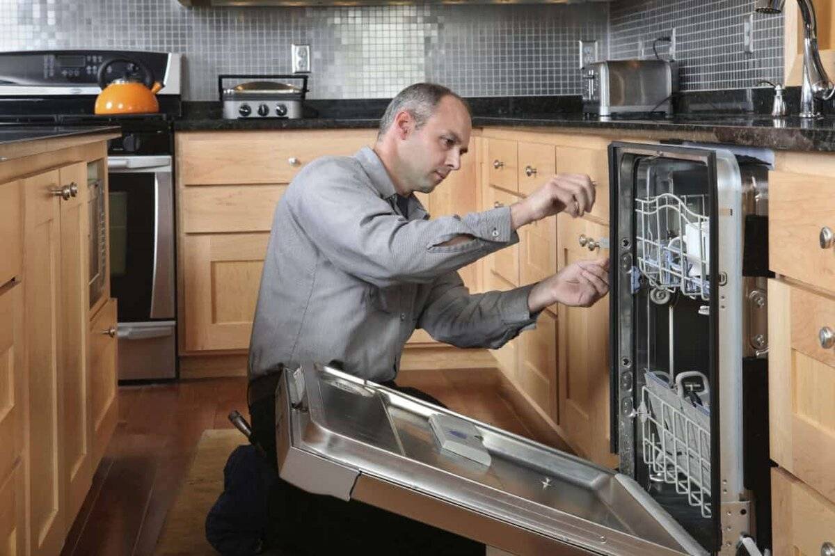 Как установить встраиваемую посудомоечную машину