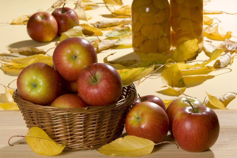 Заготовки на зиму: домашний мармелад с яблоками и имбирем