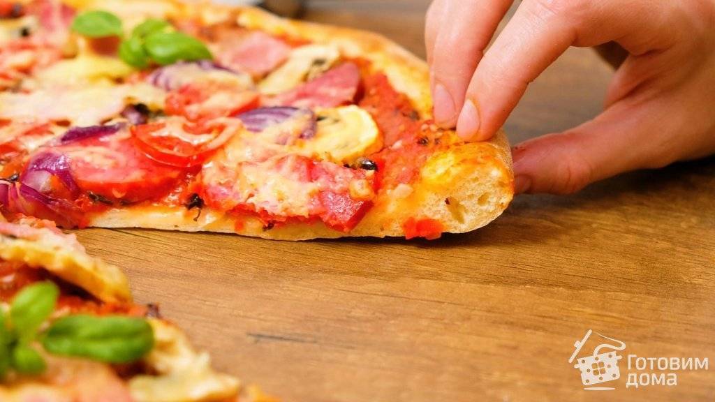 Как приготовить пиццу в домашних условиях — быстрые рецепты в духовке или на сковороде
