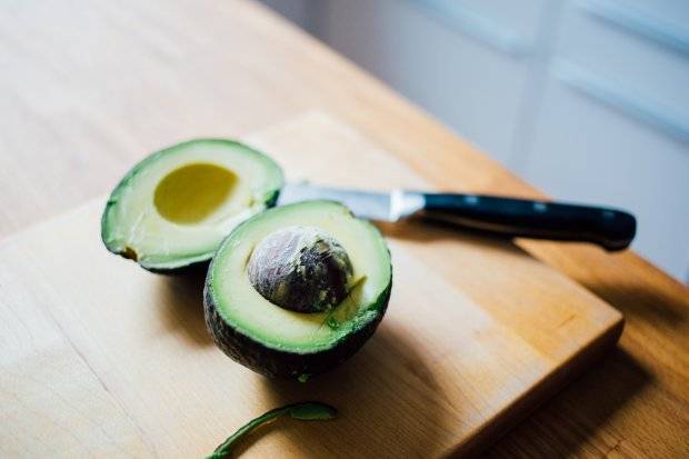 Рецепты блюд из авокадо. как приготовить быстро и вкусно для похудения, снижения холестерина, вегетарианцев, легкие на завтрак