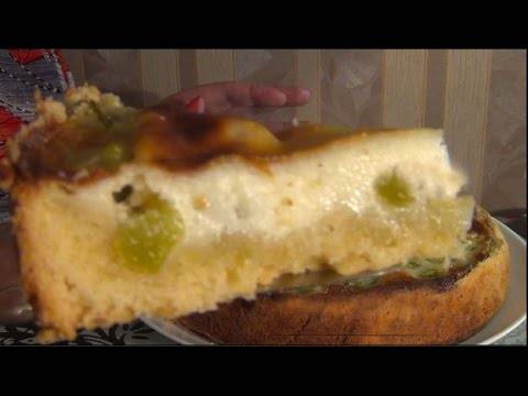 Угощение для раннего лета: пирог из слоёного теста с ревенем
