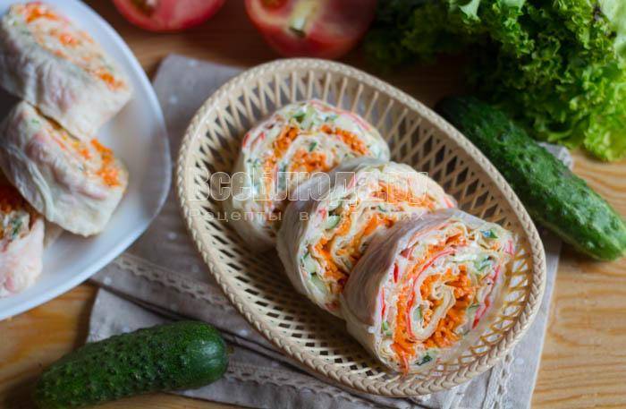 10 идей для рулетиков из лаваша с корейской морковкой