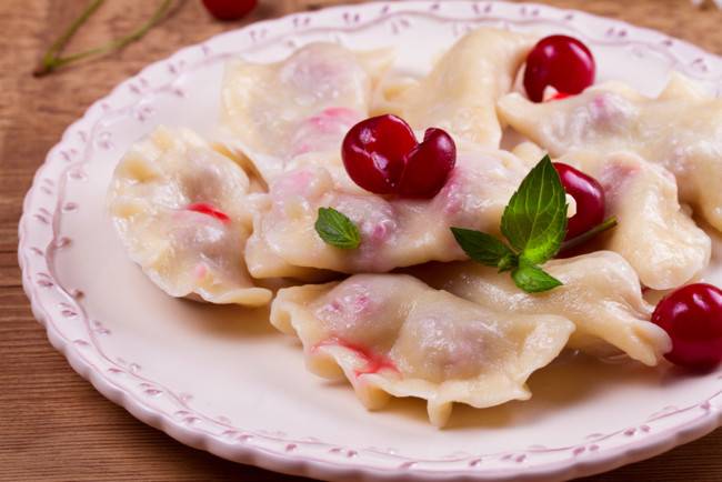 Вареники с вишней