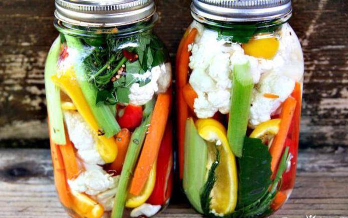Как приготовить маринованные овощи быстро и вкусно