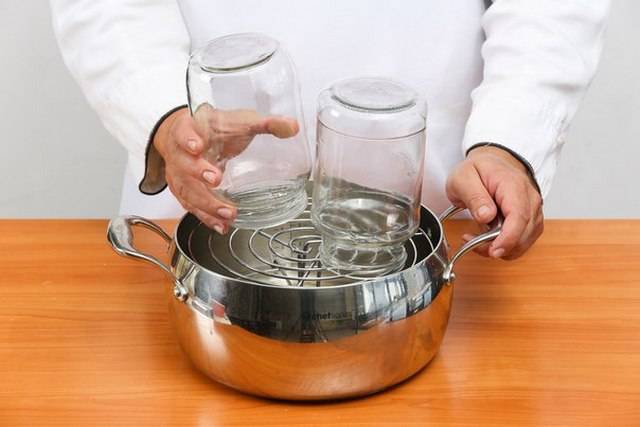 Стерилизация банок в духовке: инструкция и полезные рекомендации