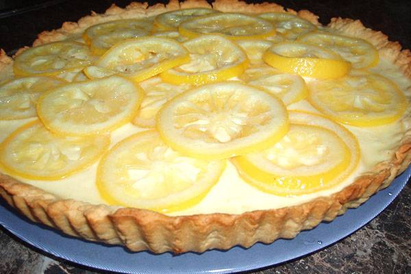 Пирог с лимоном – кисло-сладкое лакомство для всей семьи