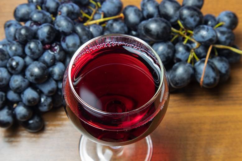 Приготовление шикарного вина из винограда