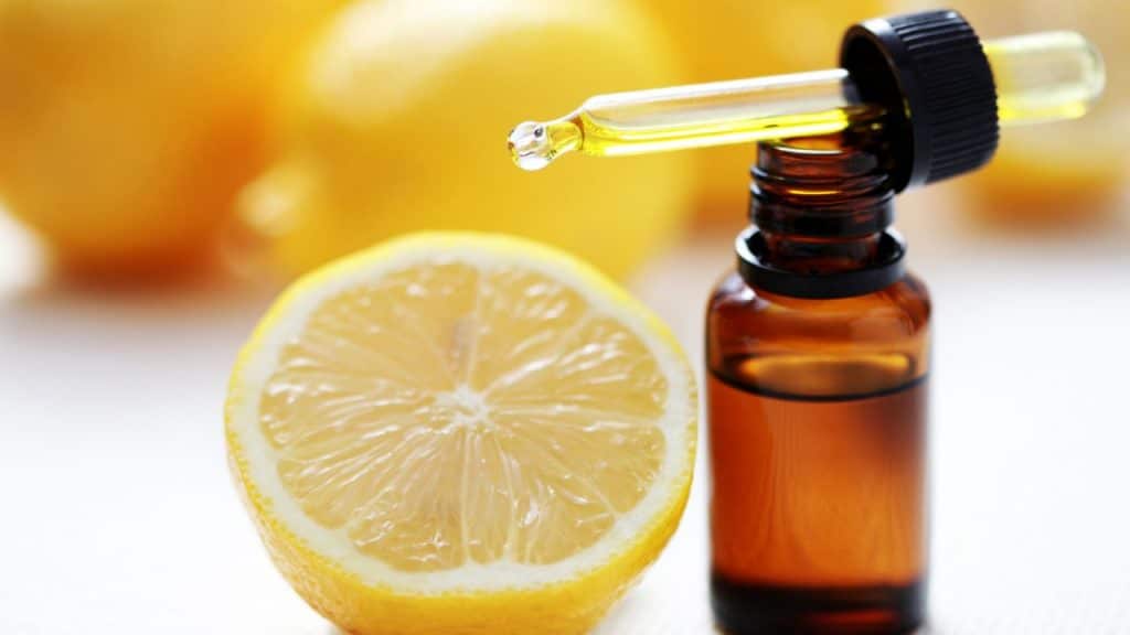 Как правильно использовать эфирное масло лимона для лица