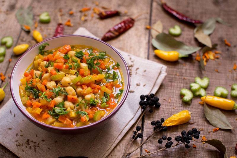 Суп из чечевицы — 10 рецептов простых и вкусных