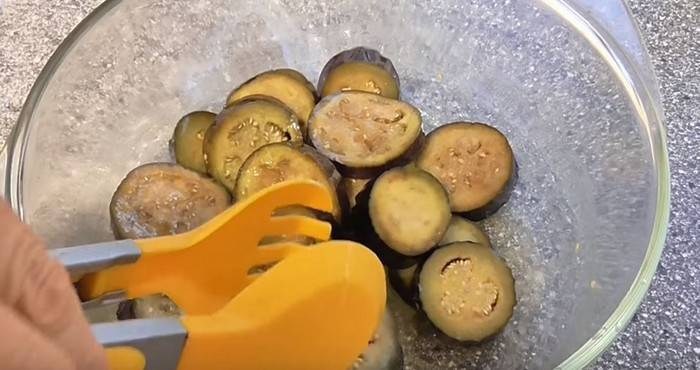 Как правильно заморозить баклажан на зиму в свежем виде