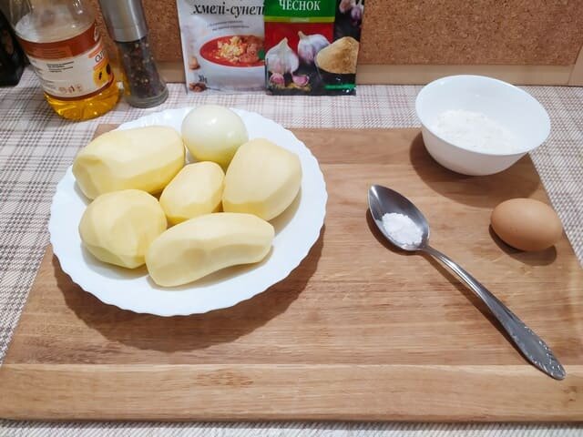 Картофельные драники с мясной начинкой