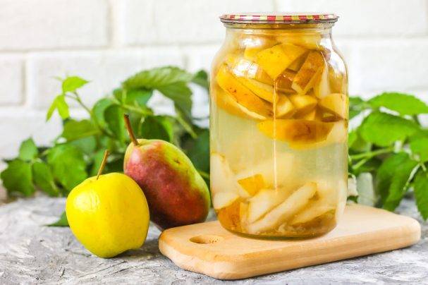 Компот из яблок и груш: простой рецепт на зиму с фото и видео