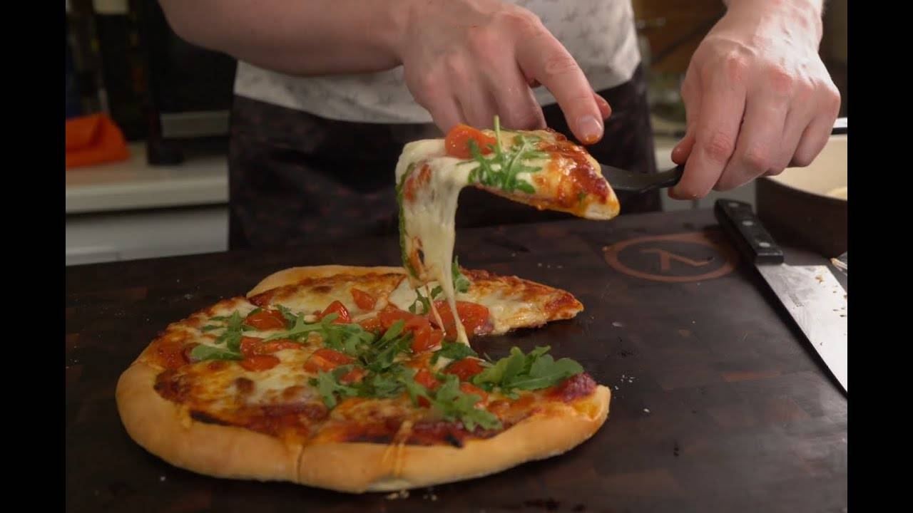 Как приготовить пиццу в домашних условиях — интересные и вкусные рецепты пиццы