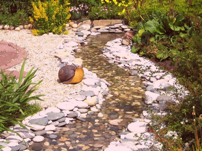 Волшебство в саду своими руками – сухой ручей в ландшафтном дизайне