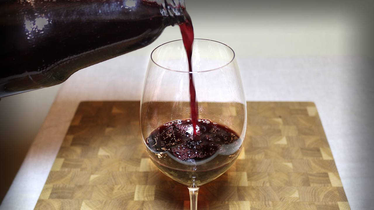 Вино из черноплодной рябины в домашних условиях – неповторимый напиток! рецепты приготовления ароматного вина из черноплодной рябины в домашних условиях
