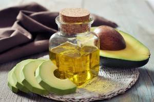 Масло авокадо: полезные свойства и применение в медицине, кулинарии и косметологии