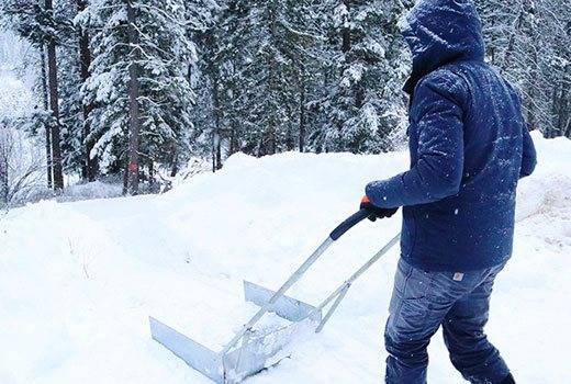Как сделать снегоуборщик или лопату для снега своими руками