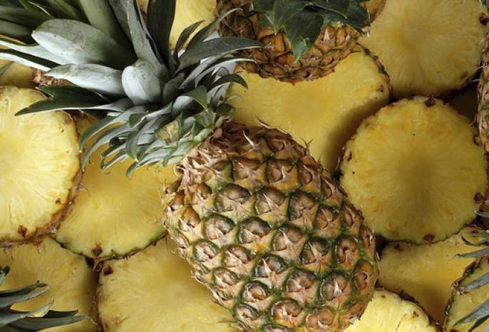 Можно ли сушеный ананас при грудном вскармливании. можно ли кормящей маме ананас: польза и вред экзотического фрукта. когда можно вводить ананас в меню кормящей женщины