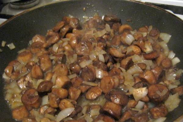 Как жарить грибы на сковороде