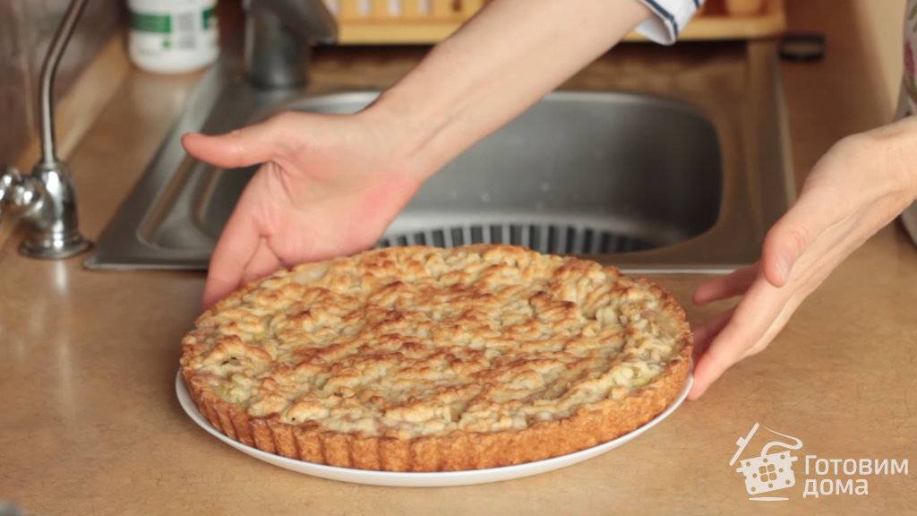 Как вкусно испечь пирог с ревенем – 7 незабываемых рецептов